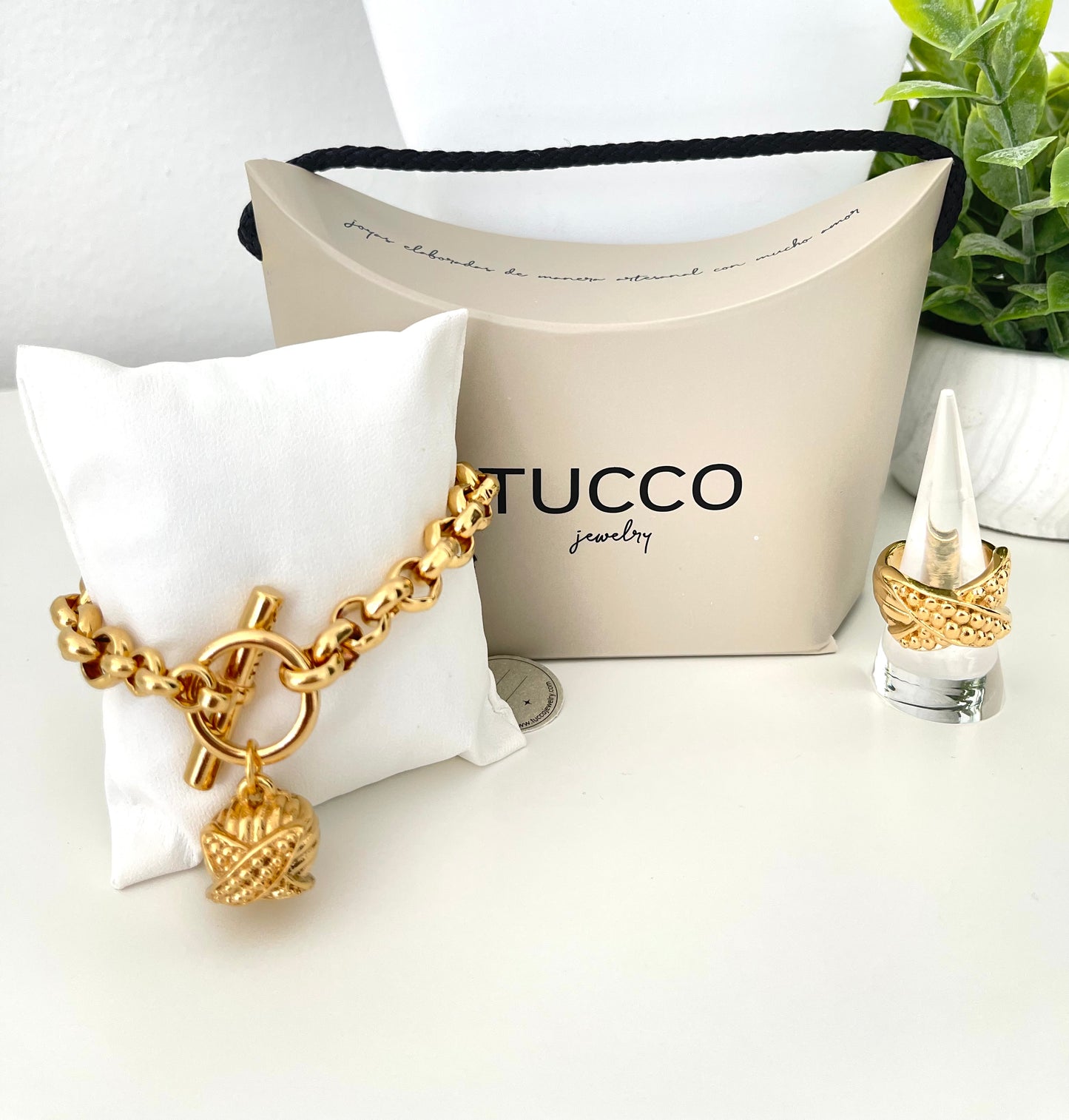 Tucco- Colección Sirocco