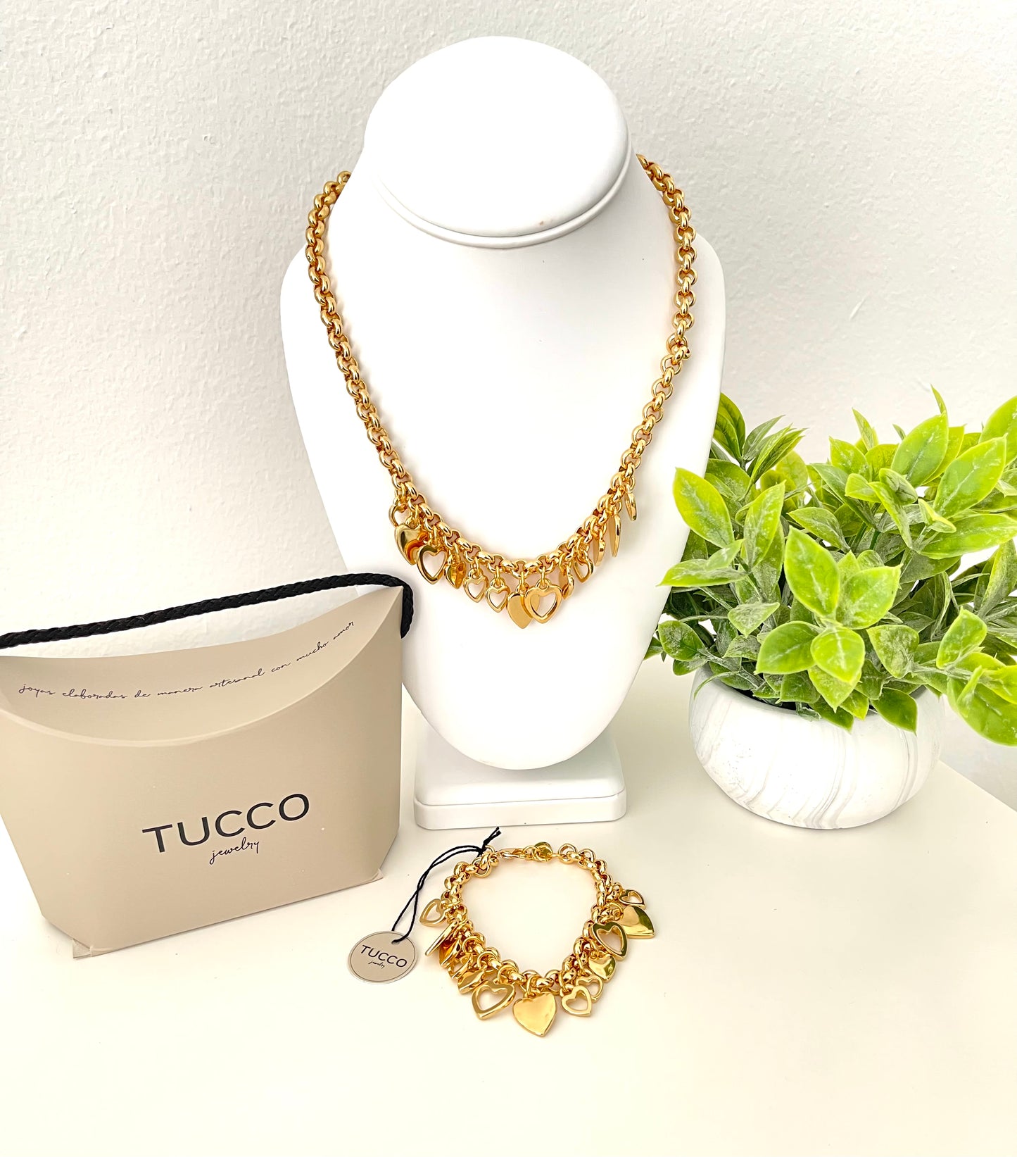 Tucco- Colección ciao amore oro